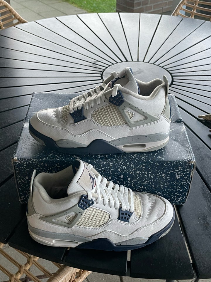 Sneakers, Jordan, str. 42,5