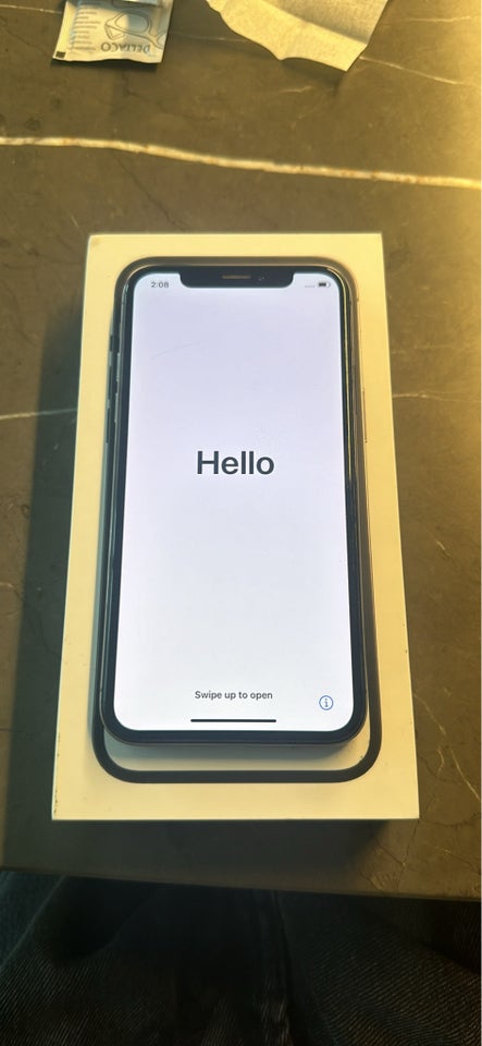 iPhone X, 64 GB, sort