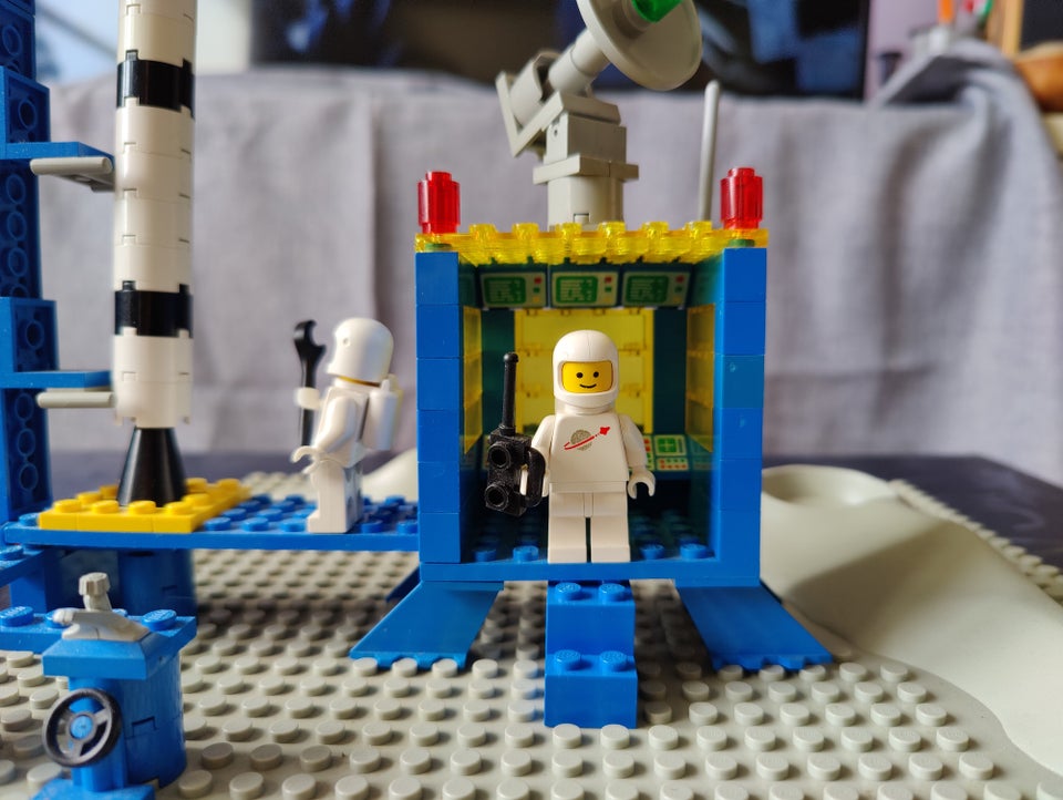Lego Space 920-2 Alpha-1 Rocket