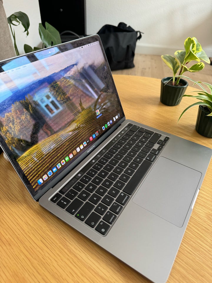 MacBook Pro MacBook Pro M1 2020 M1