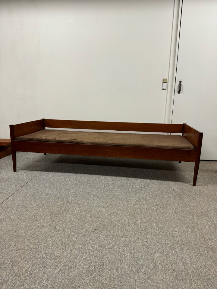 Daybed, træ