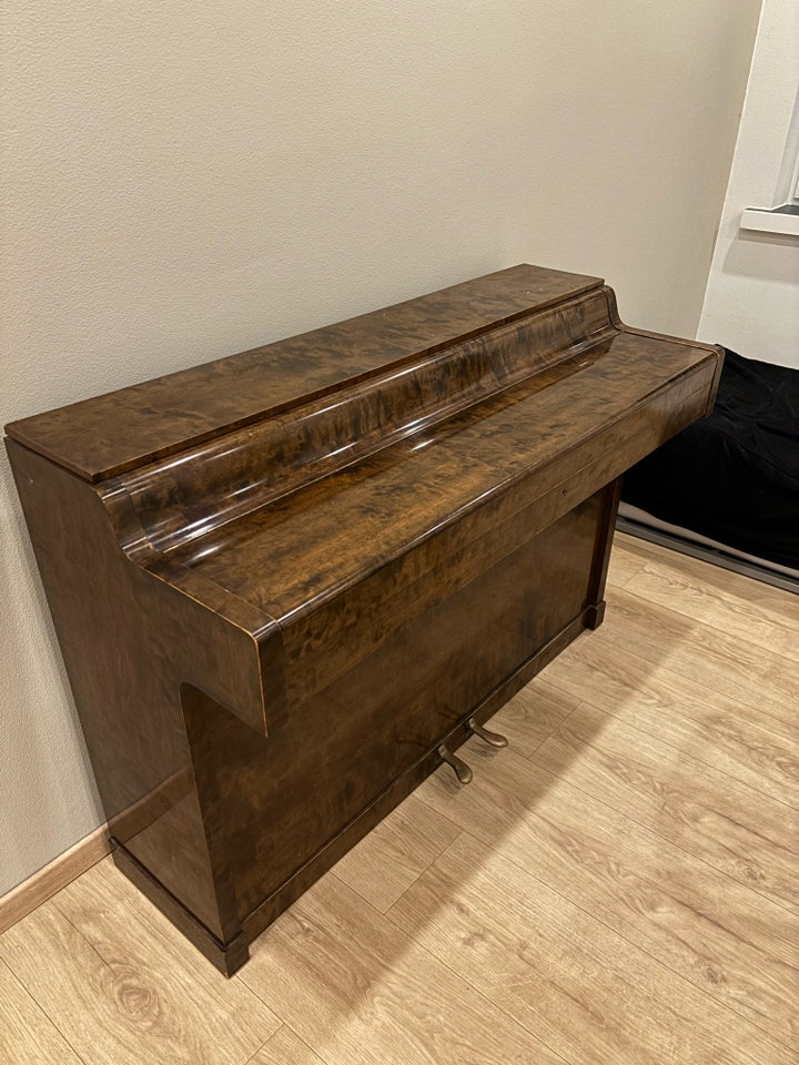 Piano, Louis Zwicki