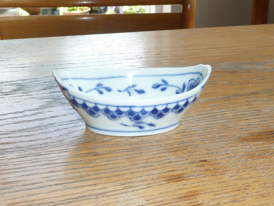 Porcelæn Sommerfugl saltkar B&amp;G