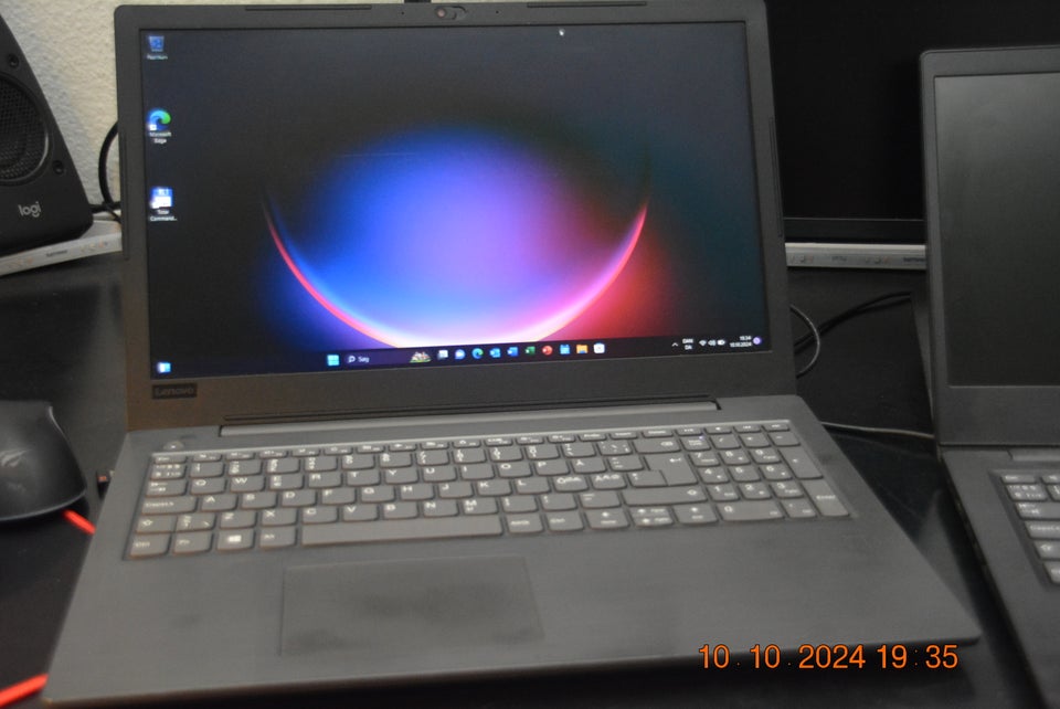 Lenovo, 81AX 15,6" Intel Core I7