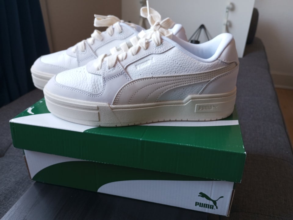 Sneakers, str. 39, Puma