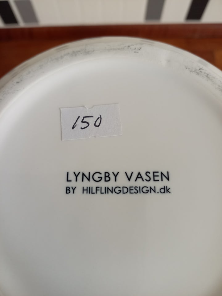 Porcelæn VASE LYNGBY