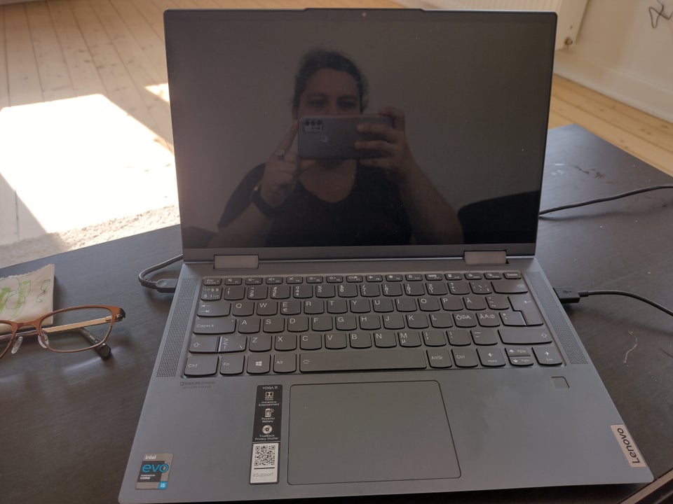 Lenovo Yoga 7i, 2,42 GHz, 8,00 GB ram