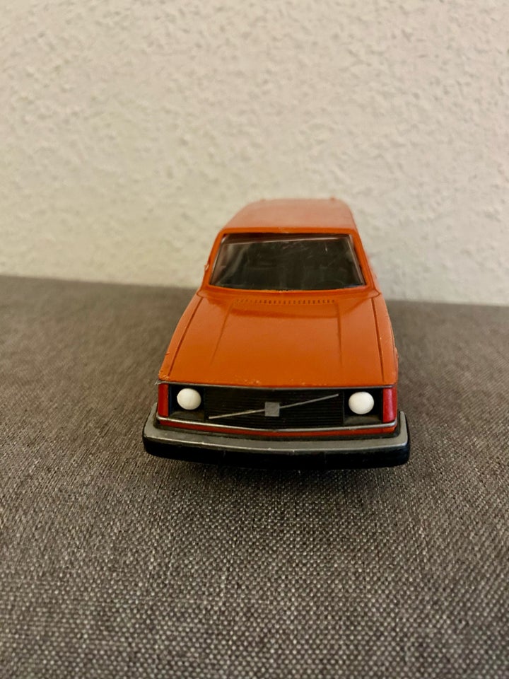 Modelbil VOLVO 245 DL Stahlberg