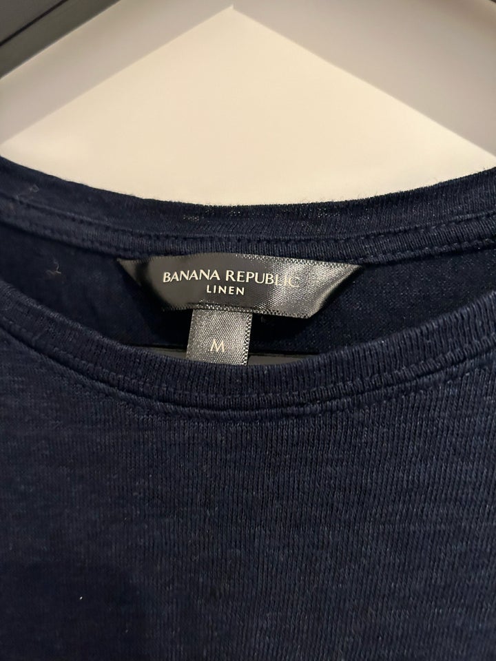 Top, Banana Republic, str. 38