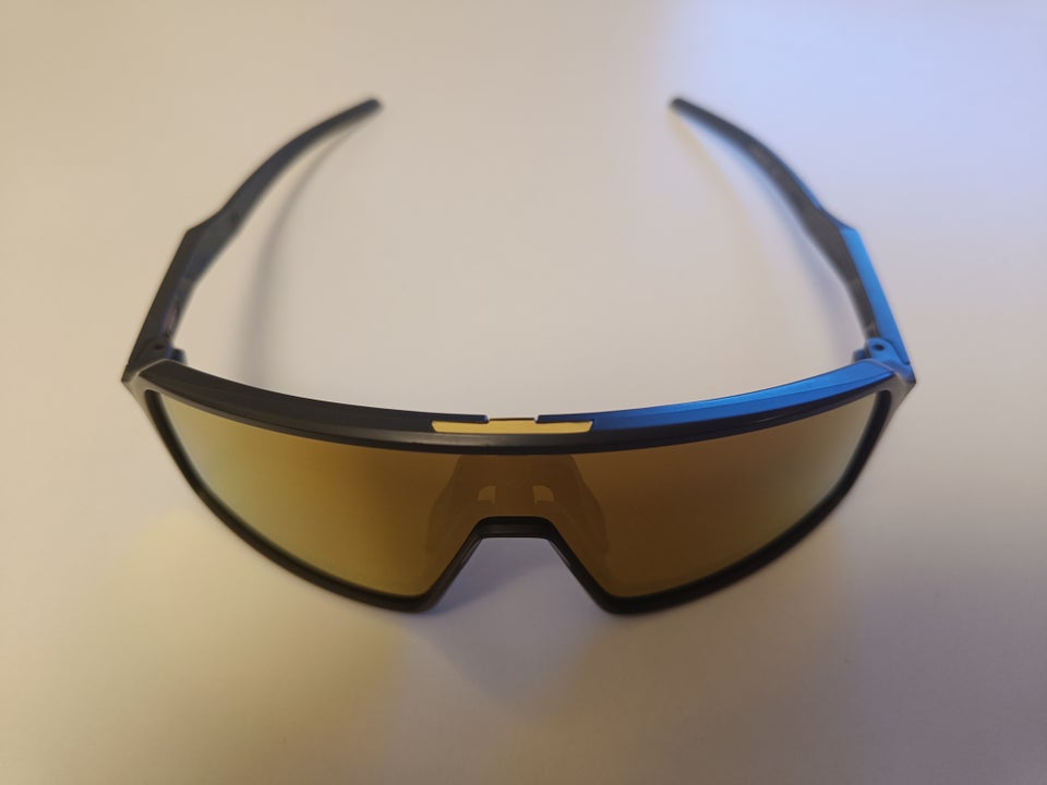 Andet Oakley Sutro 24k Prizm Matte