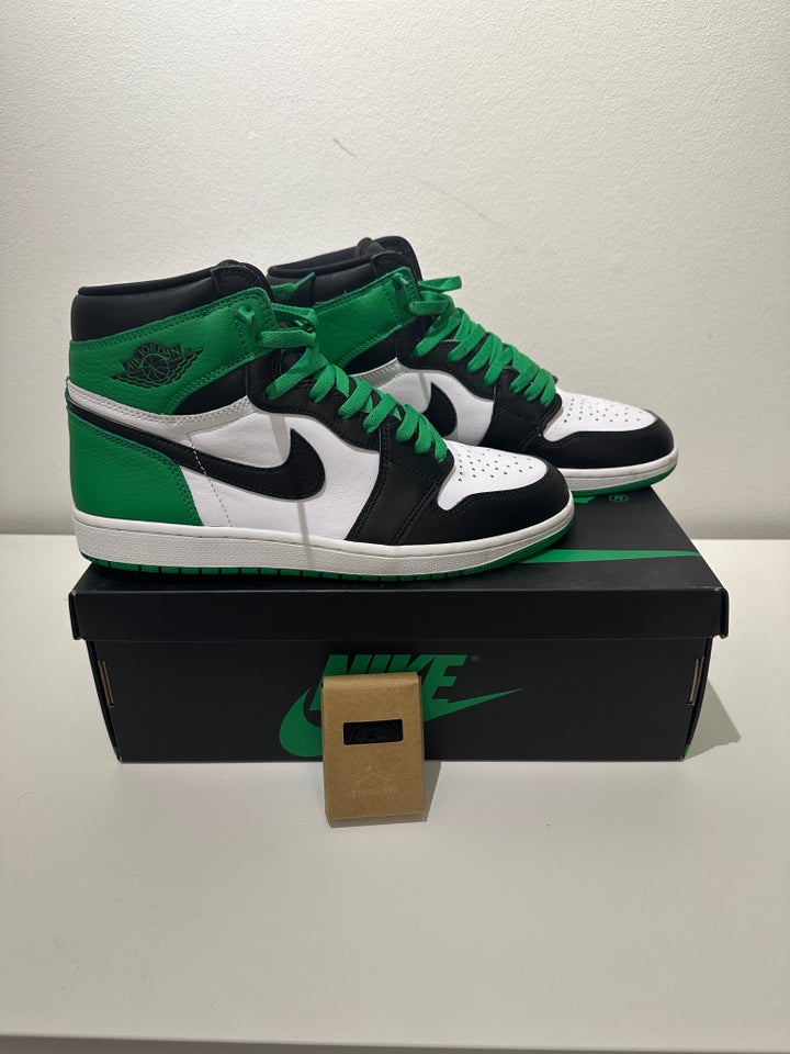 Sneakers, Jordan 1 Lucky Green,