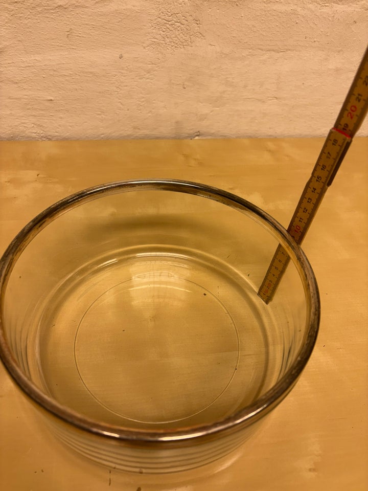 Glas, Jordbærskål