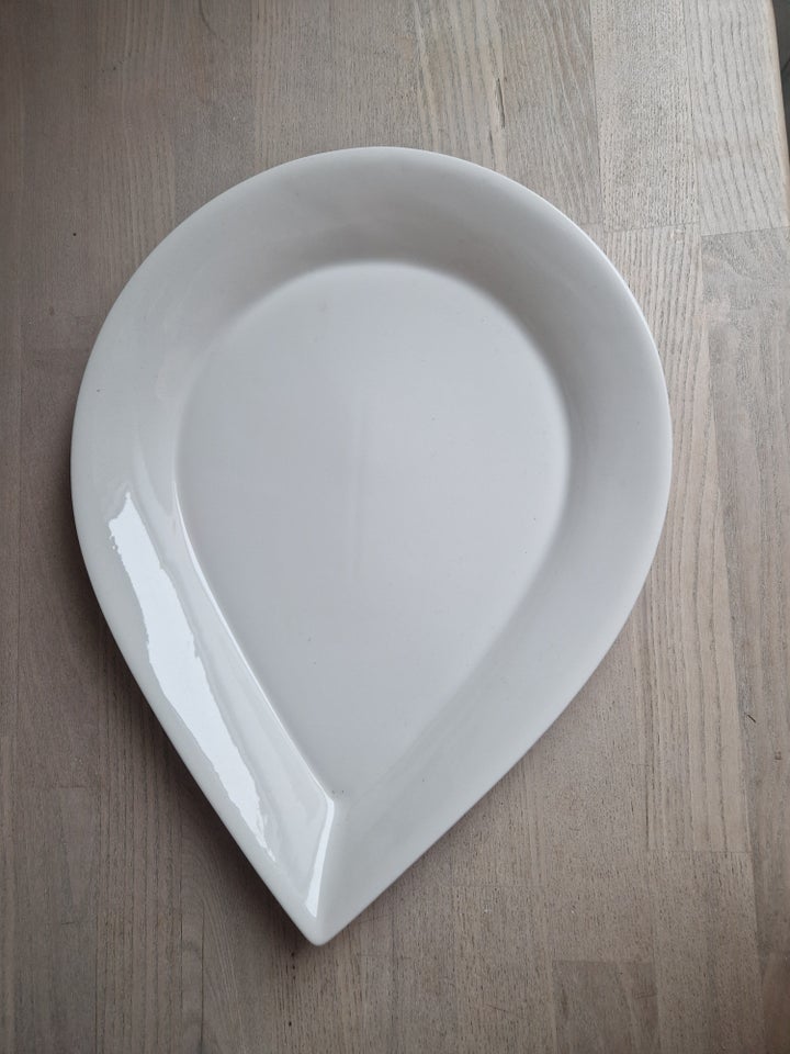 Porcelæn, Serveringsfad,