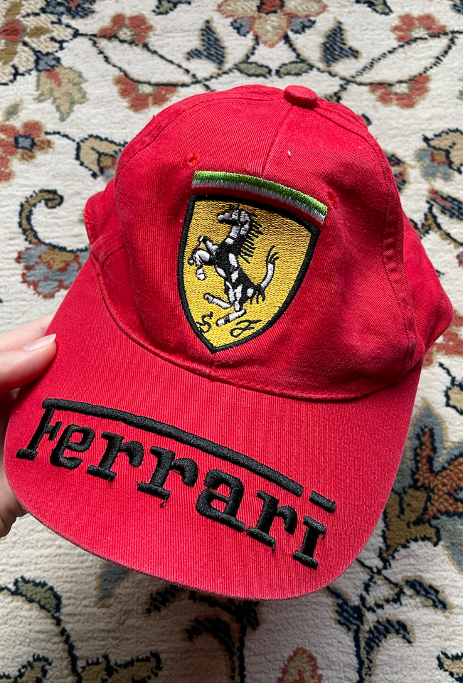 Kasket, Ferrari, str. 58 cm