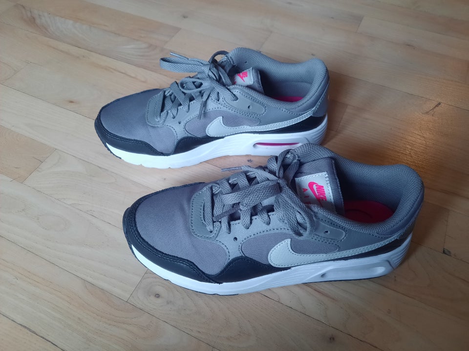 Kondisko, str. 38, Nike Air Max