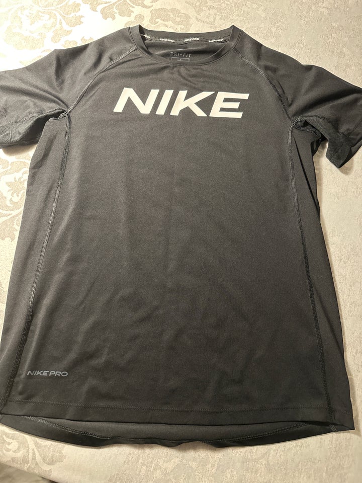 Sportstøj, T-shirt, Nike