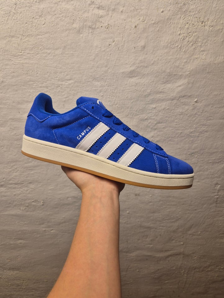 Sneakers, Adidas Campus 00s Blue