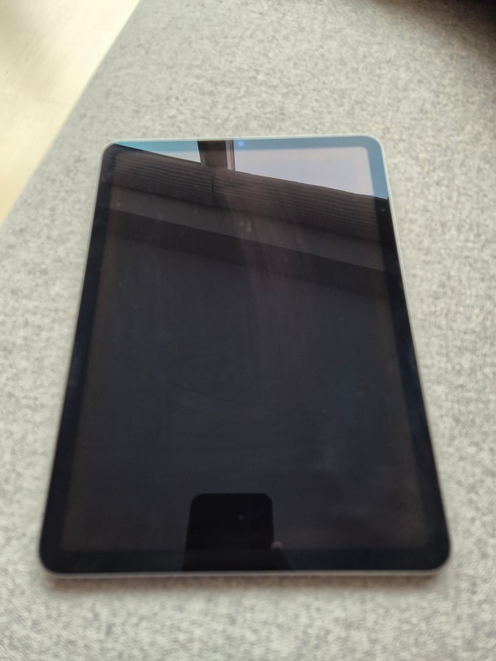 iPad Air 5, 64 GB, sort