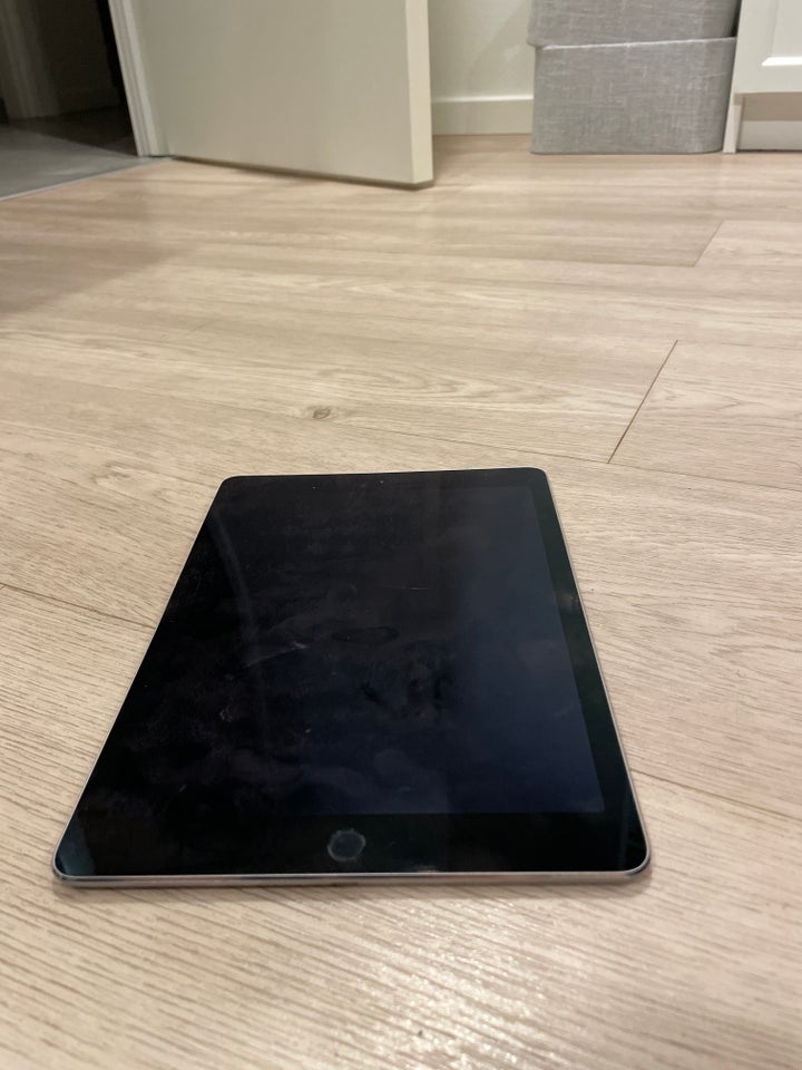 iPad Air 2, 16 GB, sort