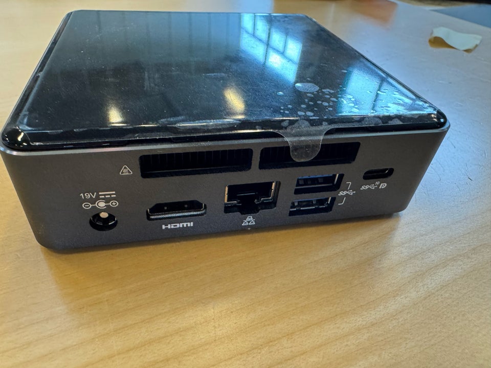 Intel NUC - NUC7i3BNK Core i3 - 24