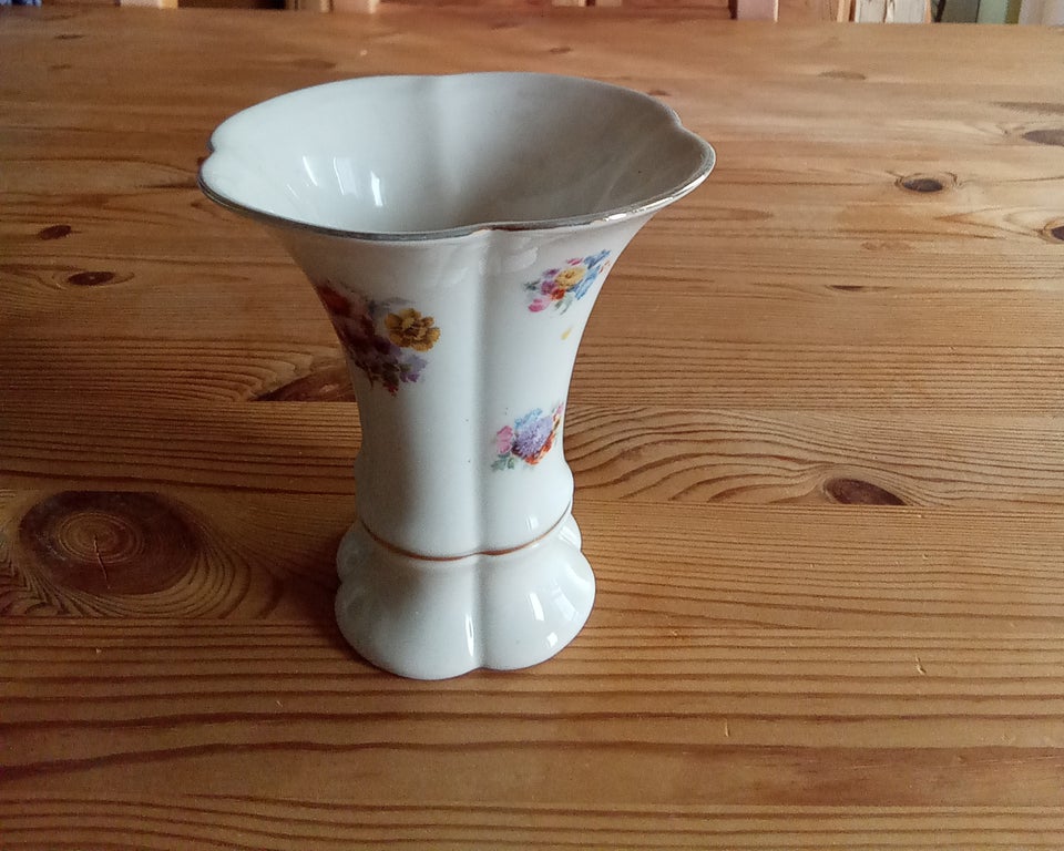 Porcelæn, Vase