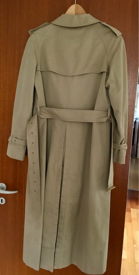 Trenchcoat, str. 40, BURBERRY