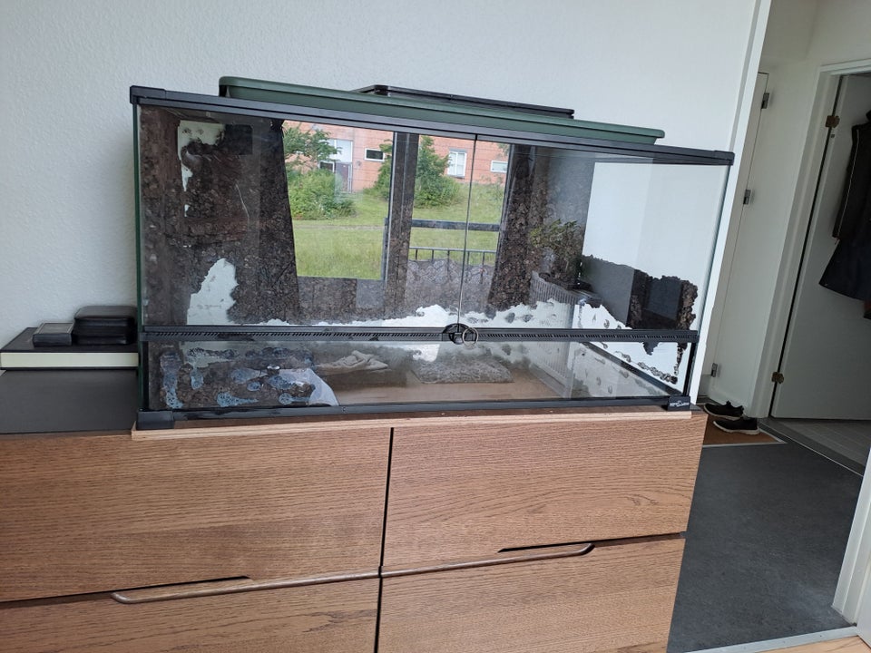 Terrarium b: 90 d: 45 h: 45