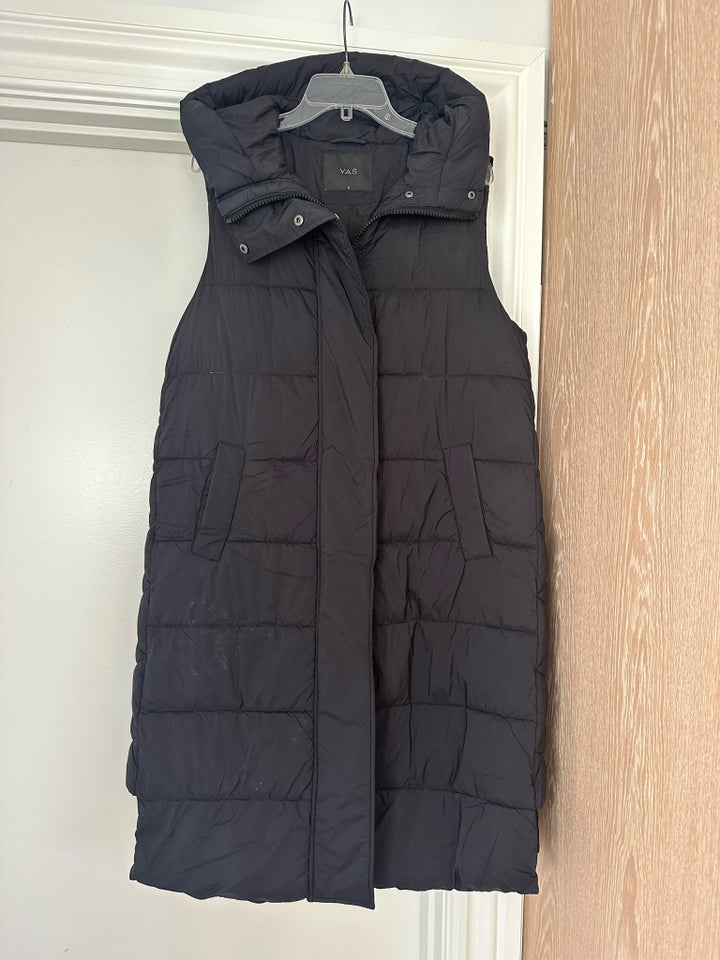 Vest, str. 40, YAS