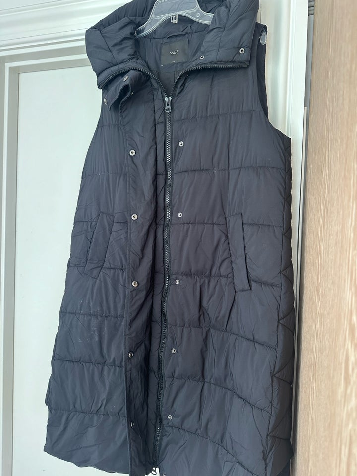 Vest, str. 40, YAS