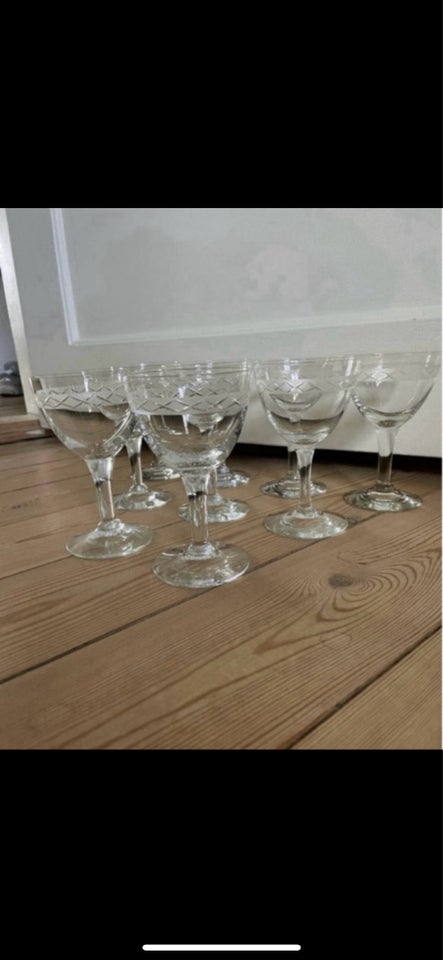 Glas, 9 rødvinsglas / vinglas, Ejby