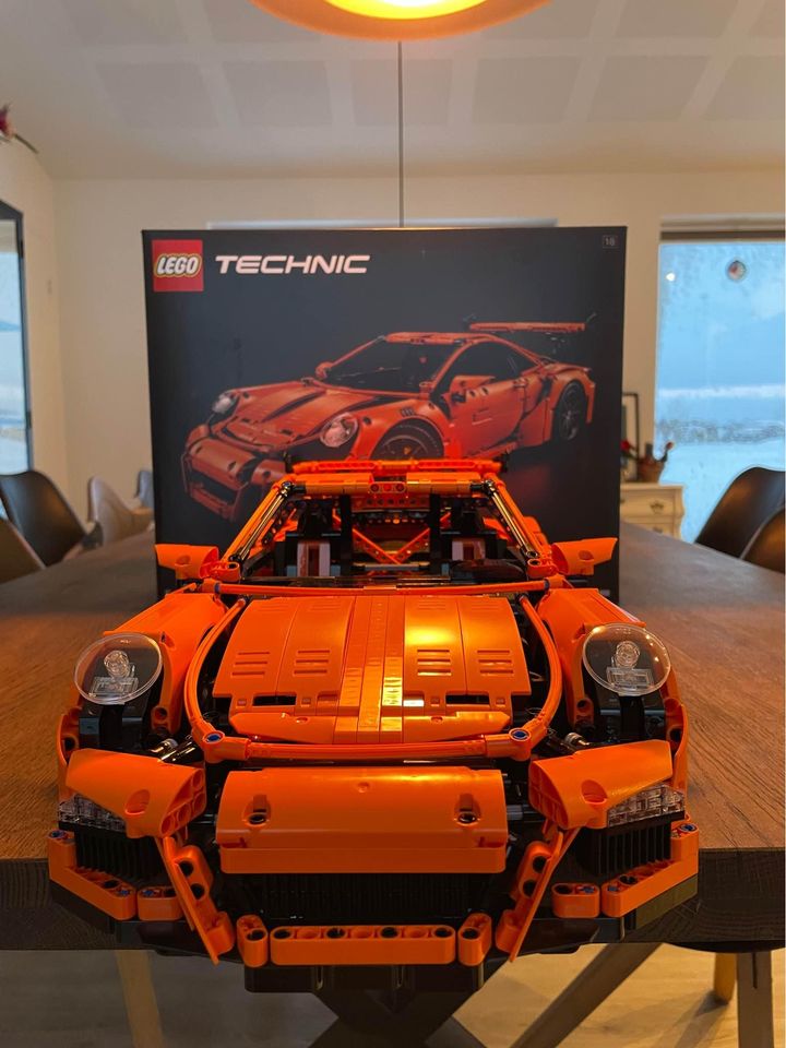 Lego Technic Porsche 911 GT3 RS