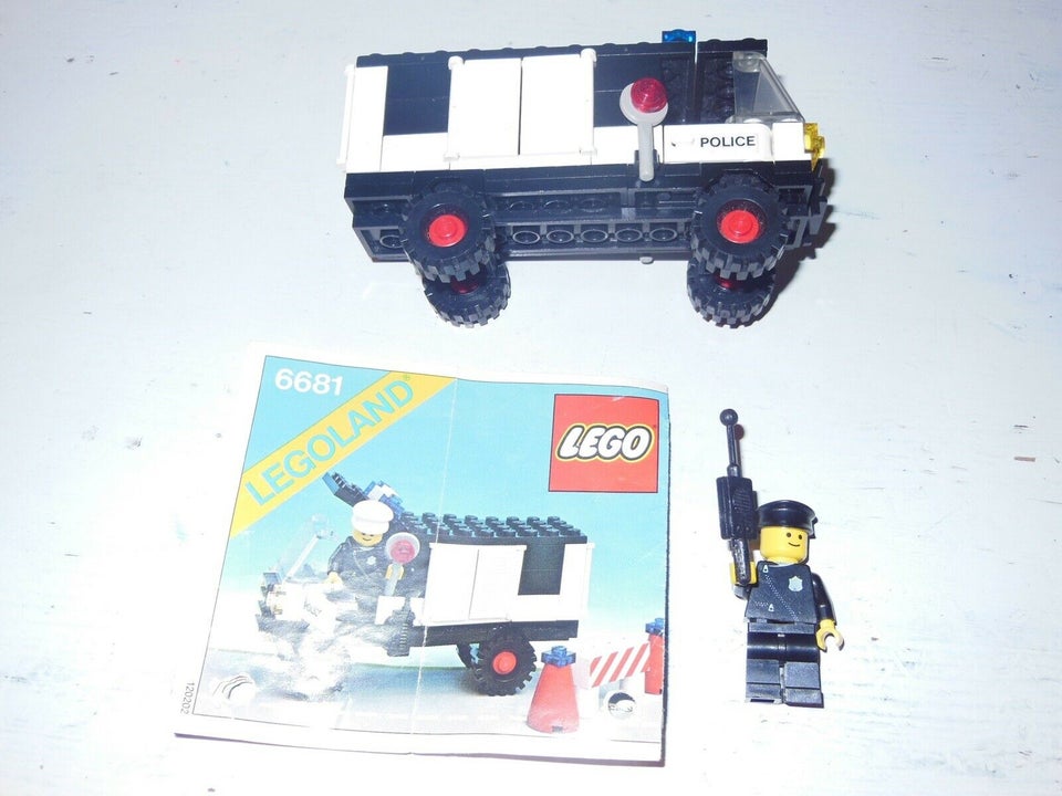 Lego andet LEGO 6681 Police Van