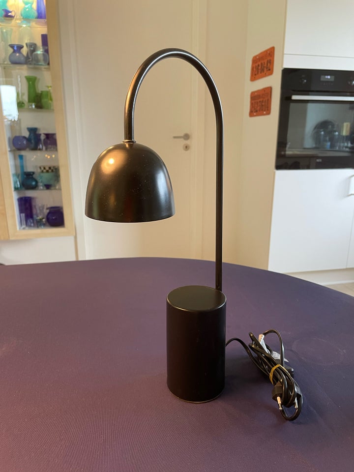 Anden bordlampe, Søstrene Grene