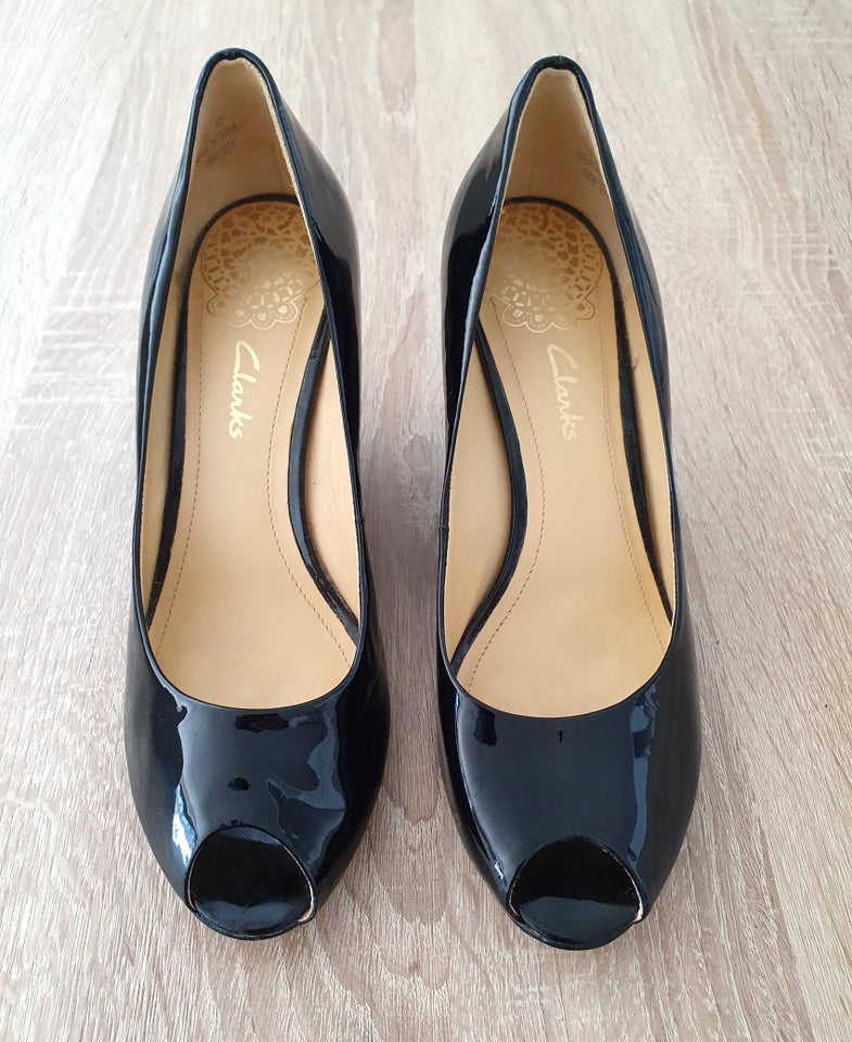 Pumps, str. 37, Clarks