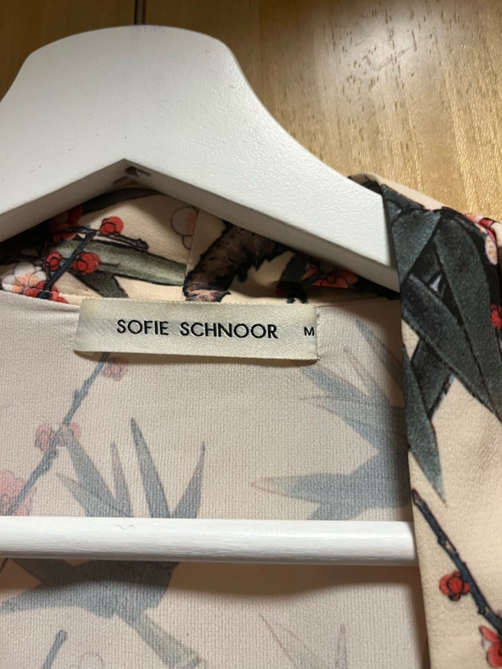 Kimono, Sofie Schnoor, str. M