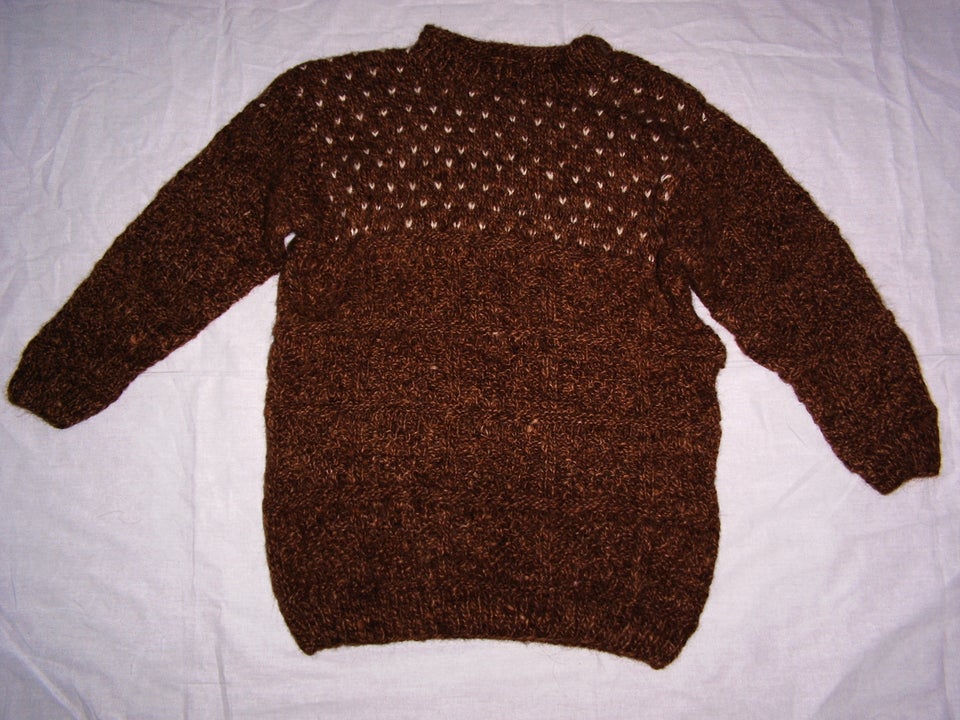 Sweater Ny hjemmestrikket