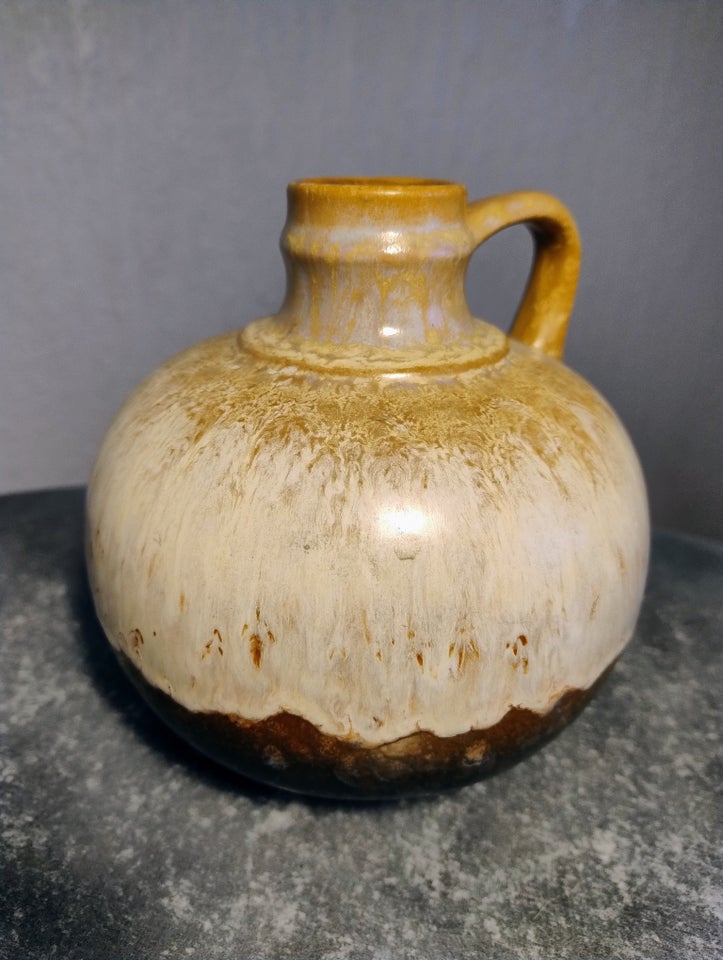 Keramik, Strehla vase