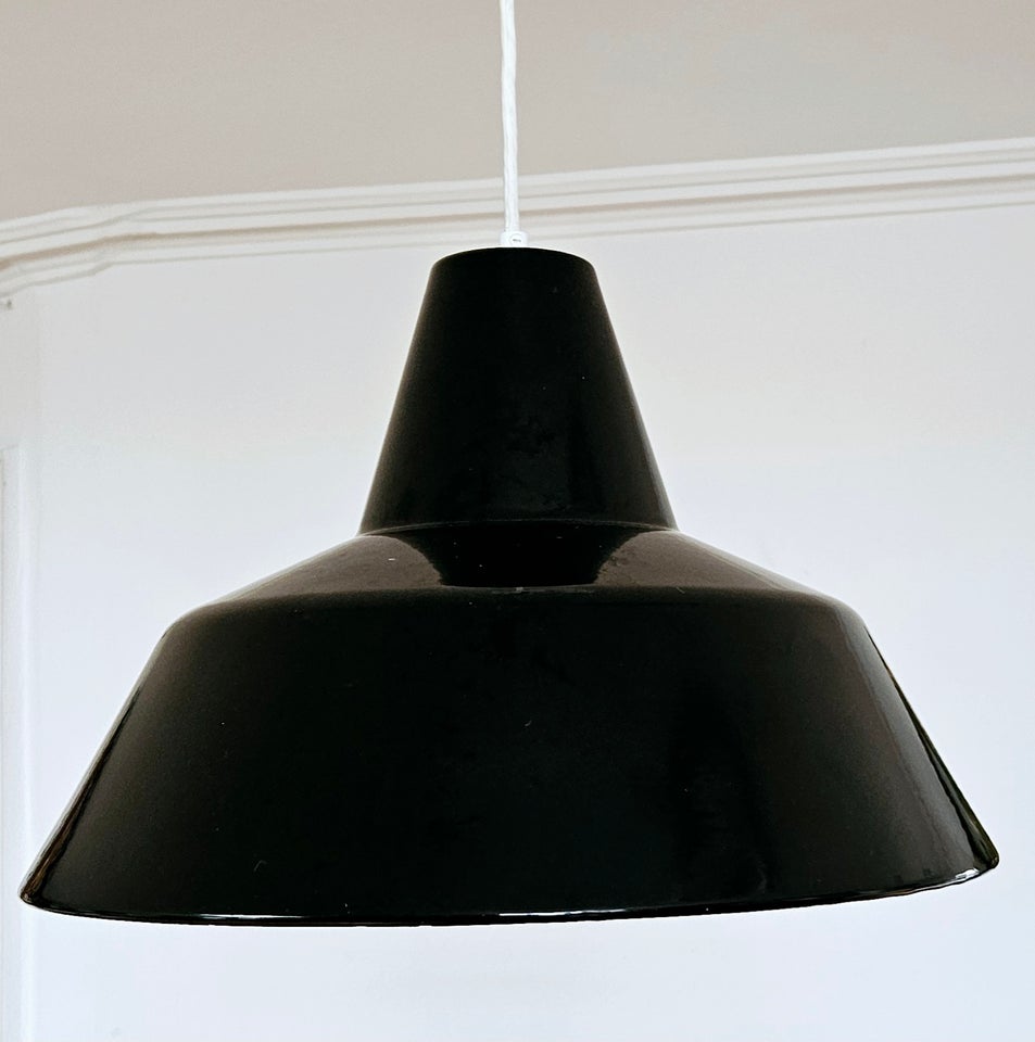 Pendel, Louis Poulsen lampe