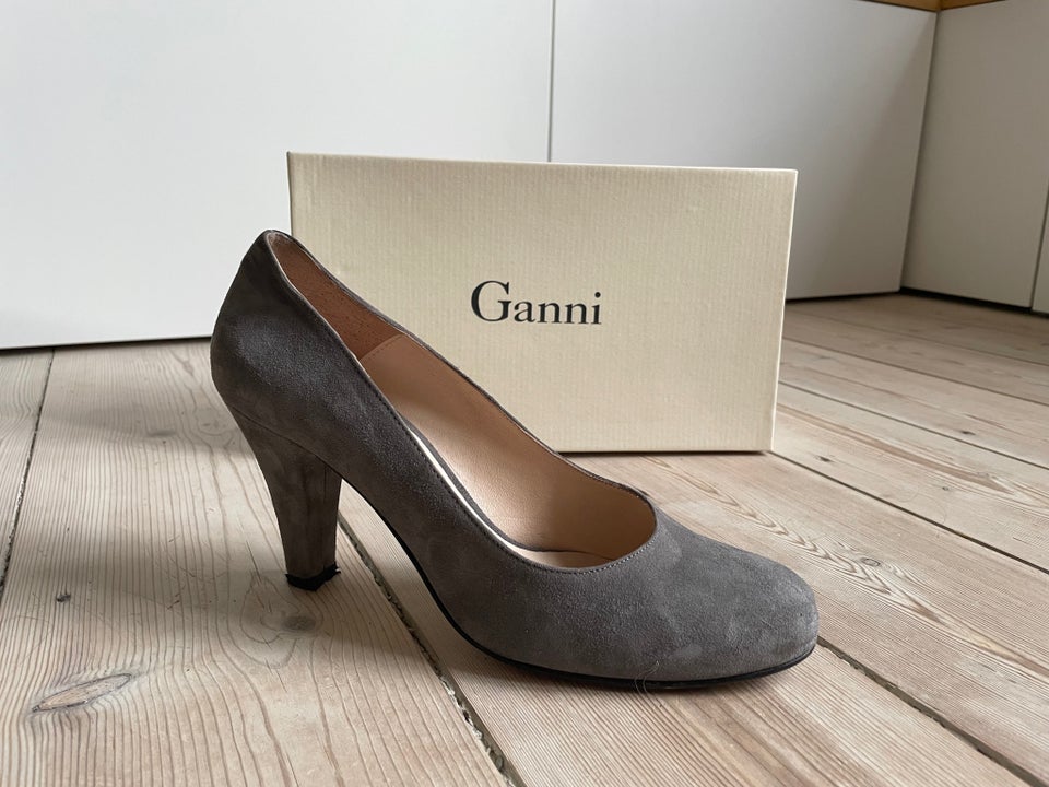 Pumps, str. 39, Ganni