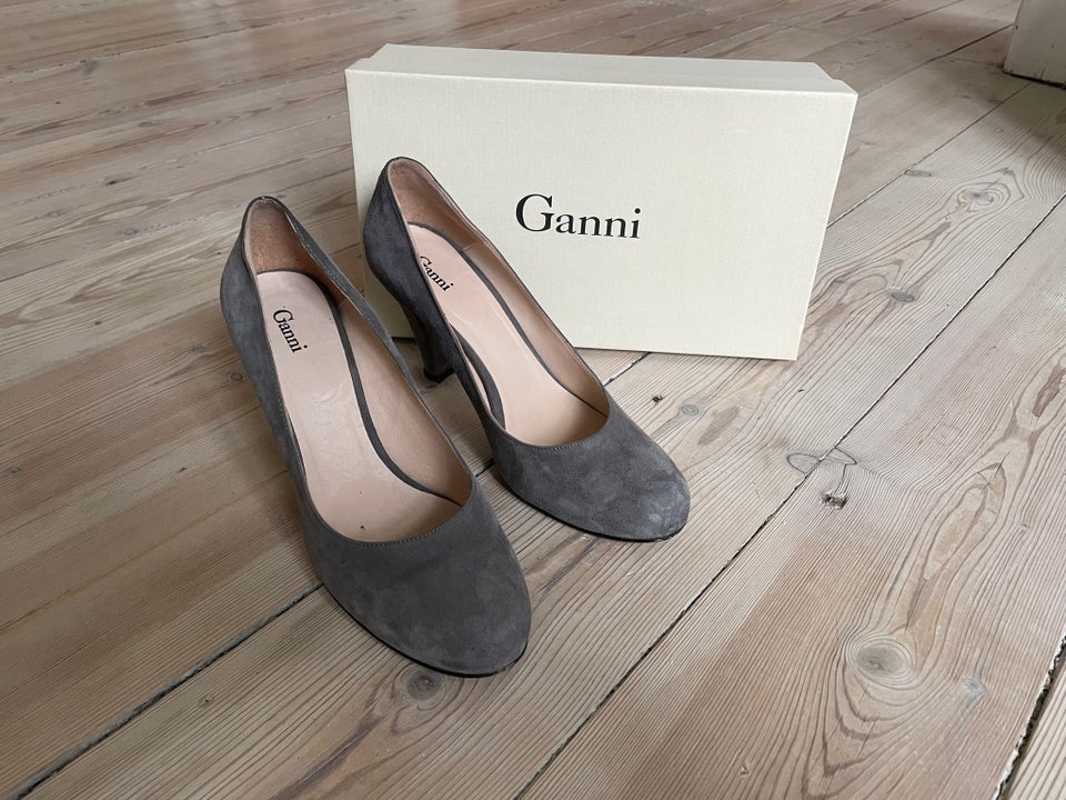 Pumps, str. 39, Ganni