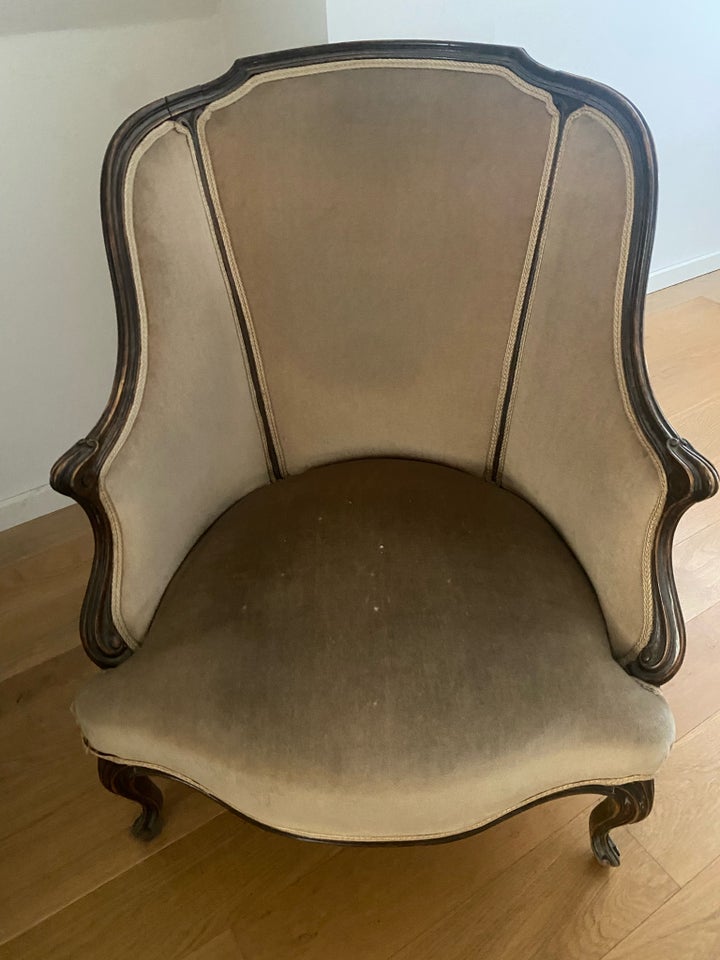 Smuk gammel stol 100 år gl b: 74 d: