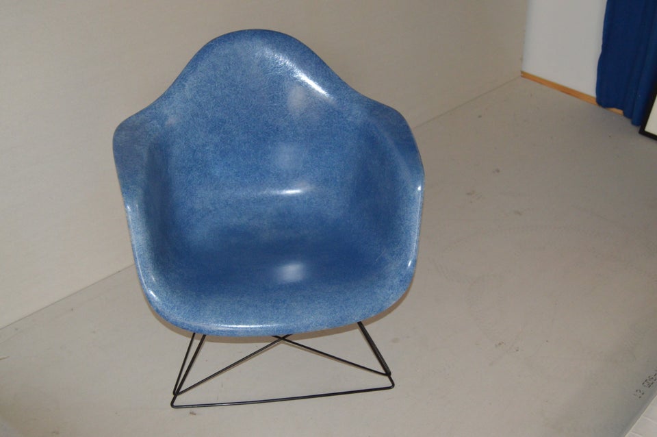 Eames Herman Miller Charles