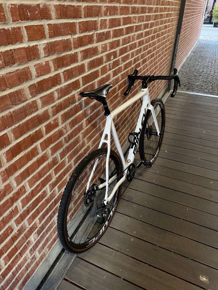 Herreracer, Ridley carbon gravel