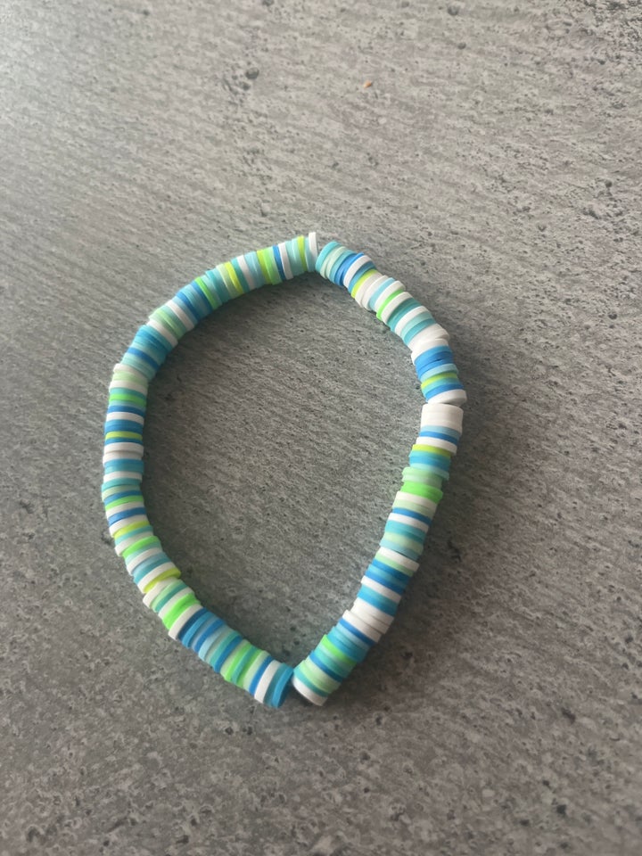 Armbånd, perler,