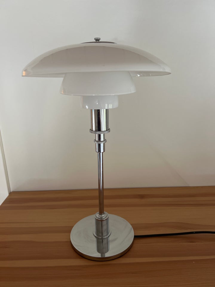 Poul Henningsen, 3/2, Bordlampe