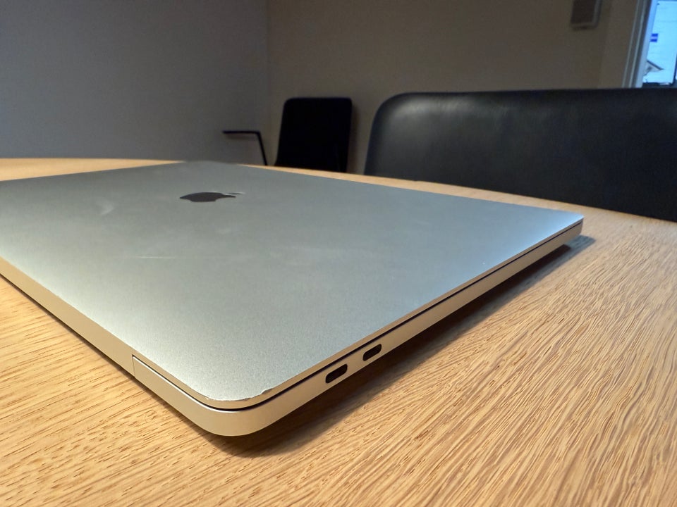 Andet mærke Apple MacBook Pro 16",