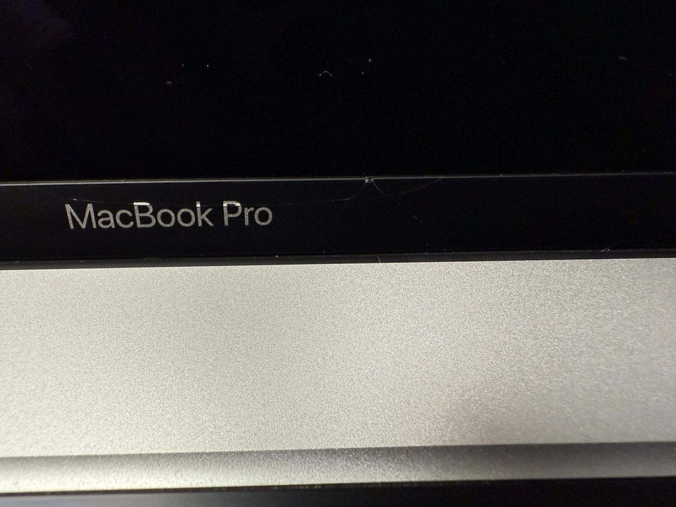 Andet mærke Apple MacBook Pro 16",