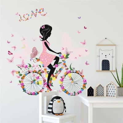 WALLSTICKER motiv: PIGE på CYKEL