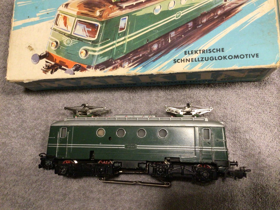 Modeltog, Märklin SEF 800 1101,