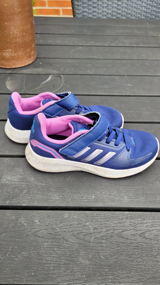 Sneakers, str. 31, Adidas